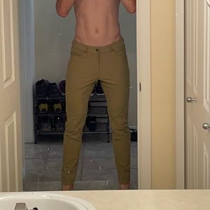 American Eagle Active Flex Chinos